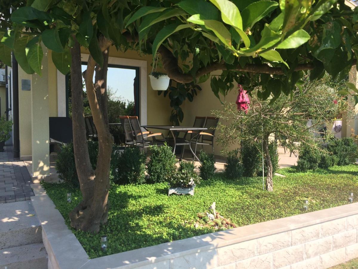 Apartmani Dora I Kati Orebic Exterior photo